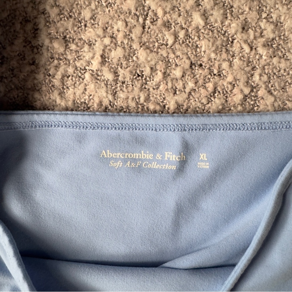Abercrombie | Seamless Sweetheart Tank | Blue | Soft A&F | XL - Picture 3 of 4